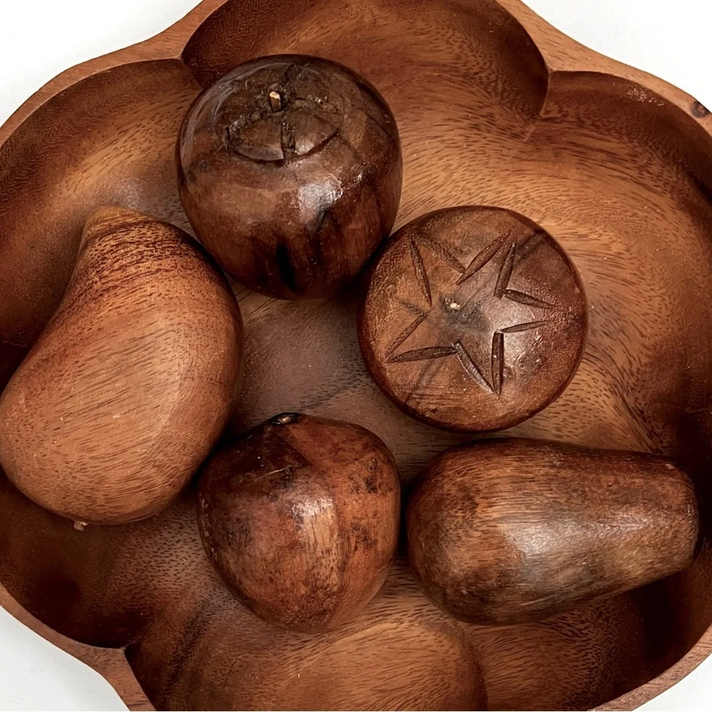 Vintage MCM Genuine Monkey Pod Wooden Bowl with 5-Piece Wood Fruit Home …